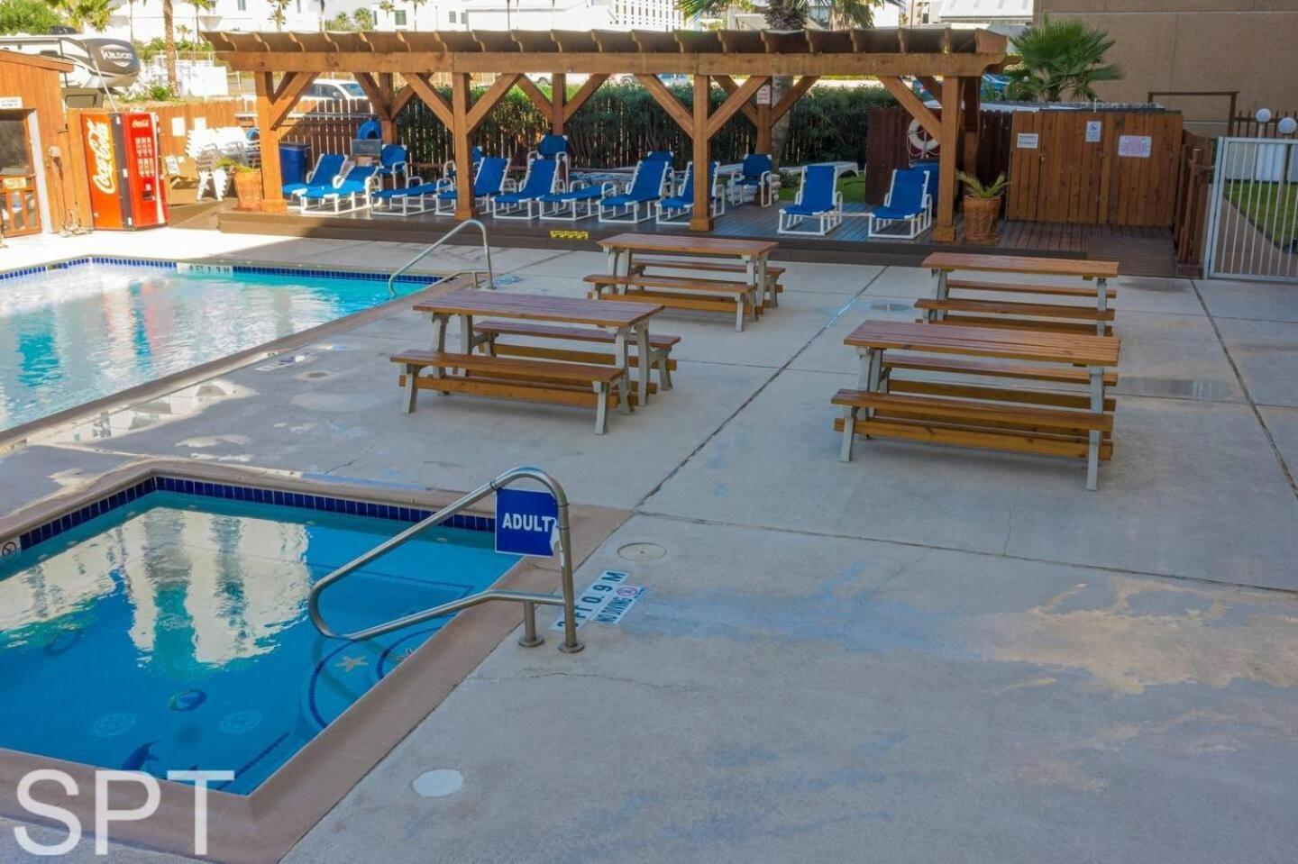 Beach Access Condo With Pool, Hot Tub Area & Bbq - Gulfview I - Unit 213 เซาท์ปาเดรไอส์แลนด์ ภายนอก รูปภาพ